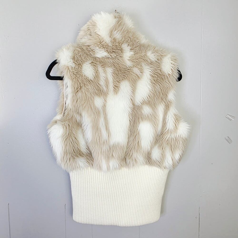 Vintage Charlotte Russe Y2K Faux Fur Vest Large Cream Zip Front Glam Snow Bunny - Picture 8 of 15